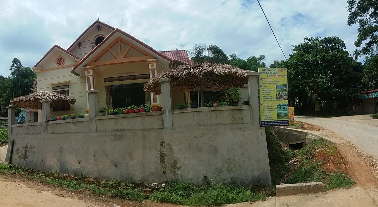 Thac Ba Family Homestay Ho To Esterno foto