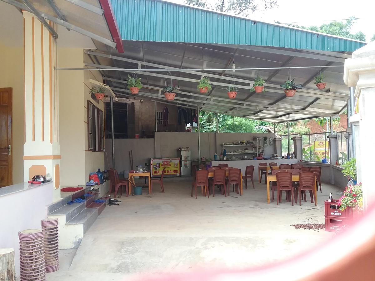 Thac Ba Family Homestay Ho To Esterno foto