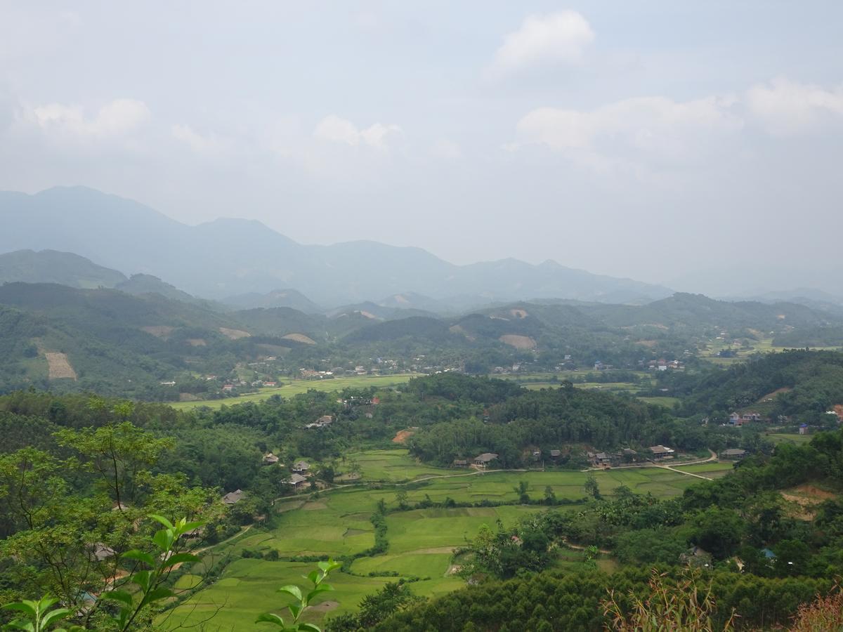 Thac Ba Family Homestay Ho To Esterno foto