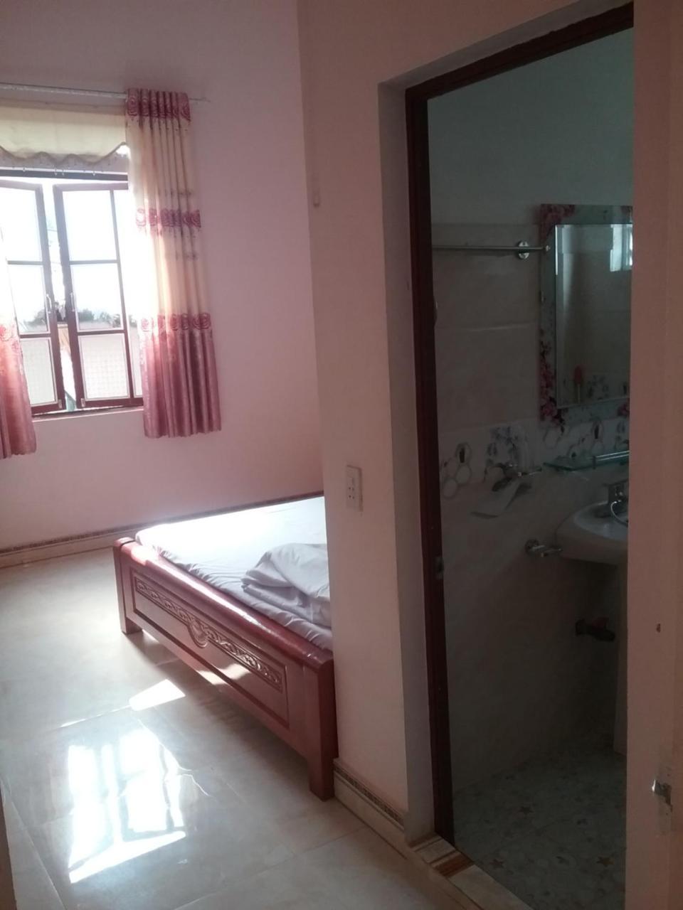 Thac Ba Family Homestay Ho To Esterno foto